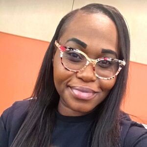 Meet your Posher, Jasmine